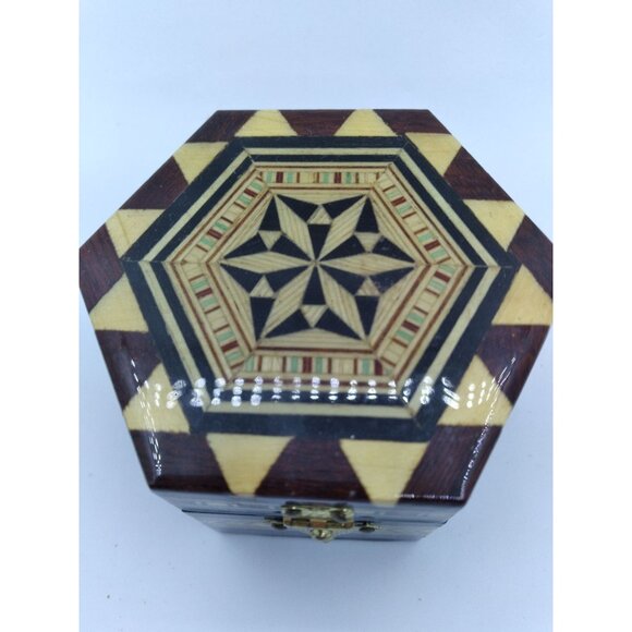 Handmade Taracea Wooden Moorish style 3.25" Hexagon trinket Box From Spain - Picture 5 of 12